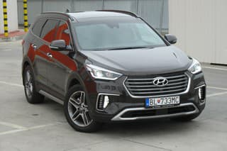 Hyundai Grand Santa Fe
