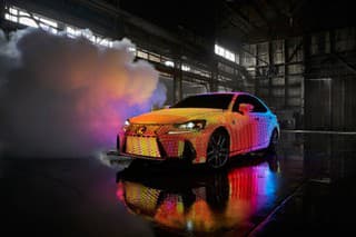 Lexus IS LIT