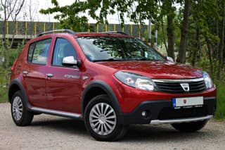 Dacia Sandero 1,6i AAA