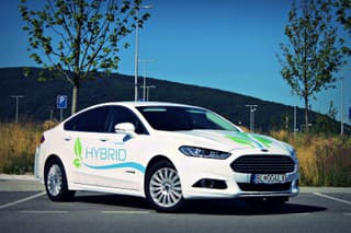Ford Mondeo Hybrid 2016