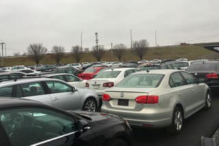 Tisíce VW čakajúcich na