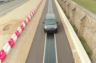 Renault bezdrôtové nabíjanie