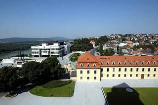 NR SR