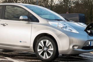 Etiketa nabíjania elektromobilov