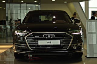 Audi A8 v Bratislave