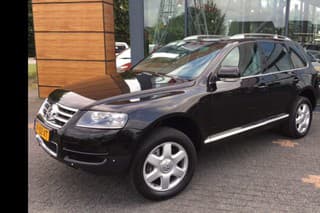 Volkswagen Touareg V10 na