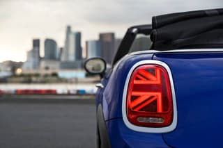 Mini Cooper a Cooper