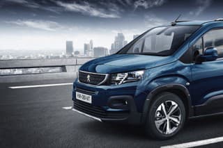 Peugeot Partner sa mení