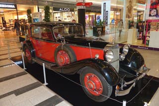 Mercedes-Benz 500 Nürburg slúžil