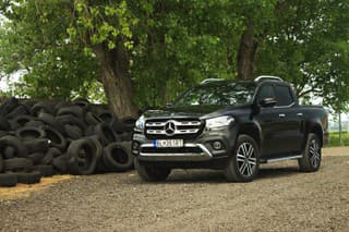 Mercedes Trieda X 250d