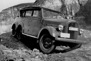 Škoda 903 na báze