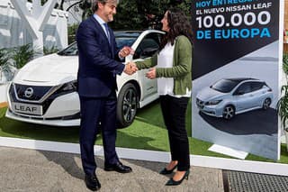 Nissan predal 100 000