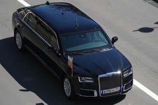 Putinov Aurus Senat