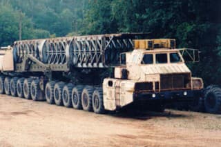 MAZ 7907