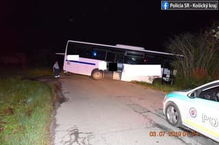 Nehoda autobus Slanec