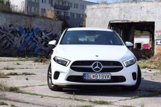 Mercedes Triedy A sedan