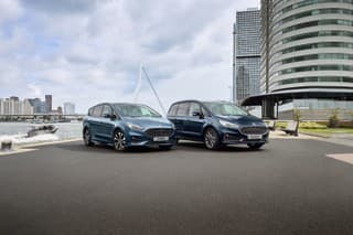Ford S-Max a Galaxy