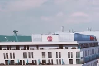 Električka pred SND