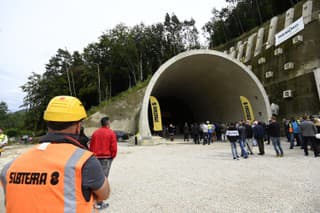 Tunel Milochov