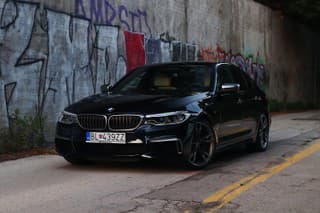 BMW M550i