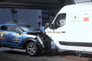 Crash test a ADAS