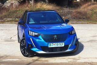Peugeot e2008