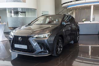 Nový Lexus NX na