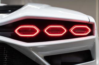 Lamborghini Countach LPI-800 4