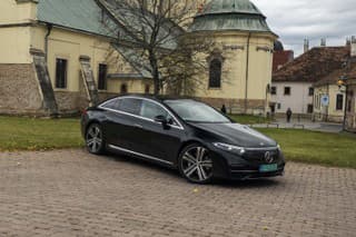 Mercedes EQS