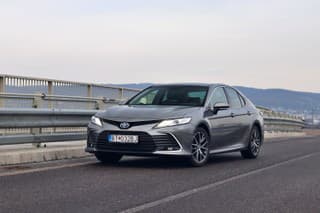 Toyota Camry HEV