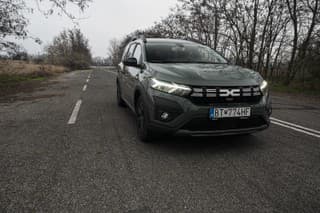 Dacia má nové logo,