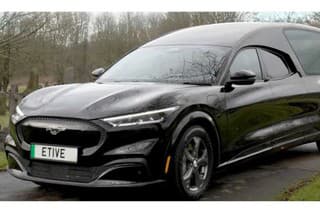 Z Fordu Mustang sa