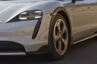 Porsche Taycan Cross Turismo