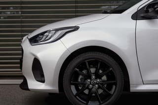 Mazda 2 hybrid facelift