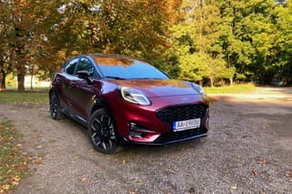 Ford Puma Vivid Ruby