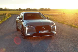 DS4 Cross 