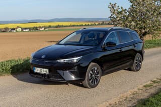 MG5 EV