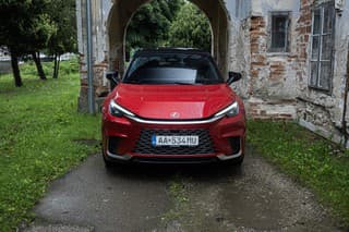Lexus LBX