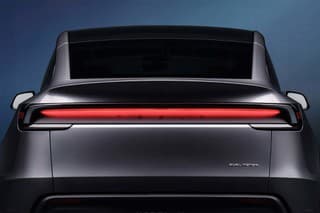 Tesla Model Y 2025