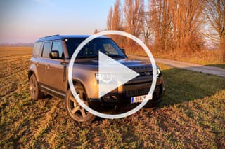 Land Rover Defender P400