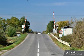 Priecestie pri obci Zohor