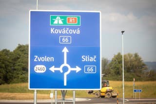 Kruhová križovatka Sliač
