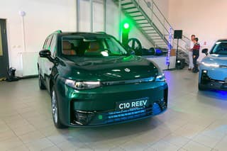 Leapmotor vstup na Slovensko