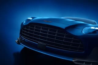 Aston Martin DB12 S