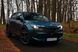Alfa Romeo Junior Ibrida