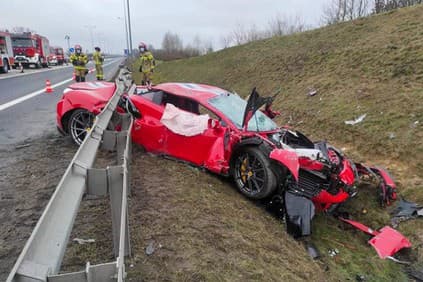 Ferrari v Poľsku nastoknuté