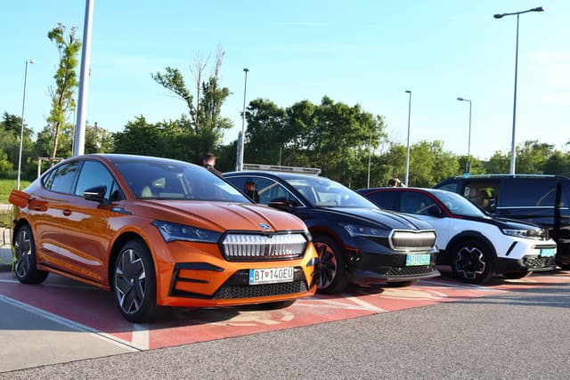 Salón elektromobilov 2022 v