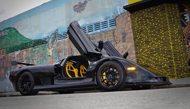Mosler RaptorGTR je auto, ktoré vybočuje z radu aj superšportových vozidiel