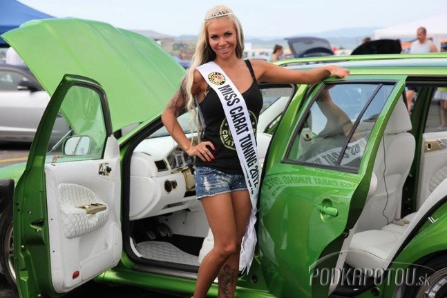 Víťazkou Miss Carat Tuning 2012 sa stala Alexandra Knapová z Bratislavy.