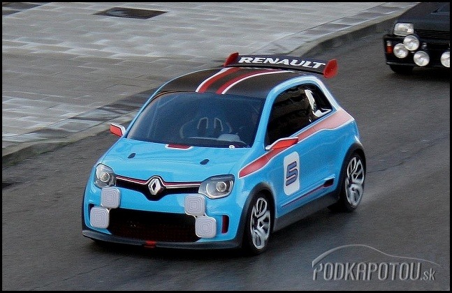 Renault to je, ale aký? Budúci model 5, alebo nové Twingo RS, či niečo celkom iné?